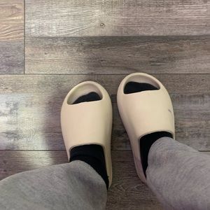 Tan slides
